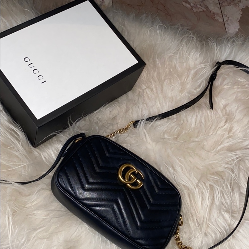 Gucci GG Marmont Matelassé Leather Camera Bag
